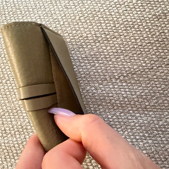 Chloe Olive Leather Wallet with Gold Ring Detail - Picture 7 of 7